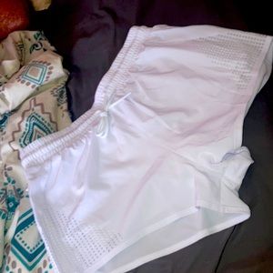 Women white size Large shorts